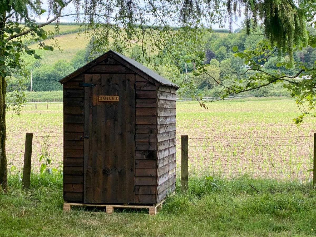 Hotel River View Glamping Llandovery Exteriér fotografie