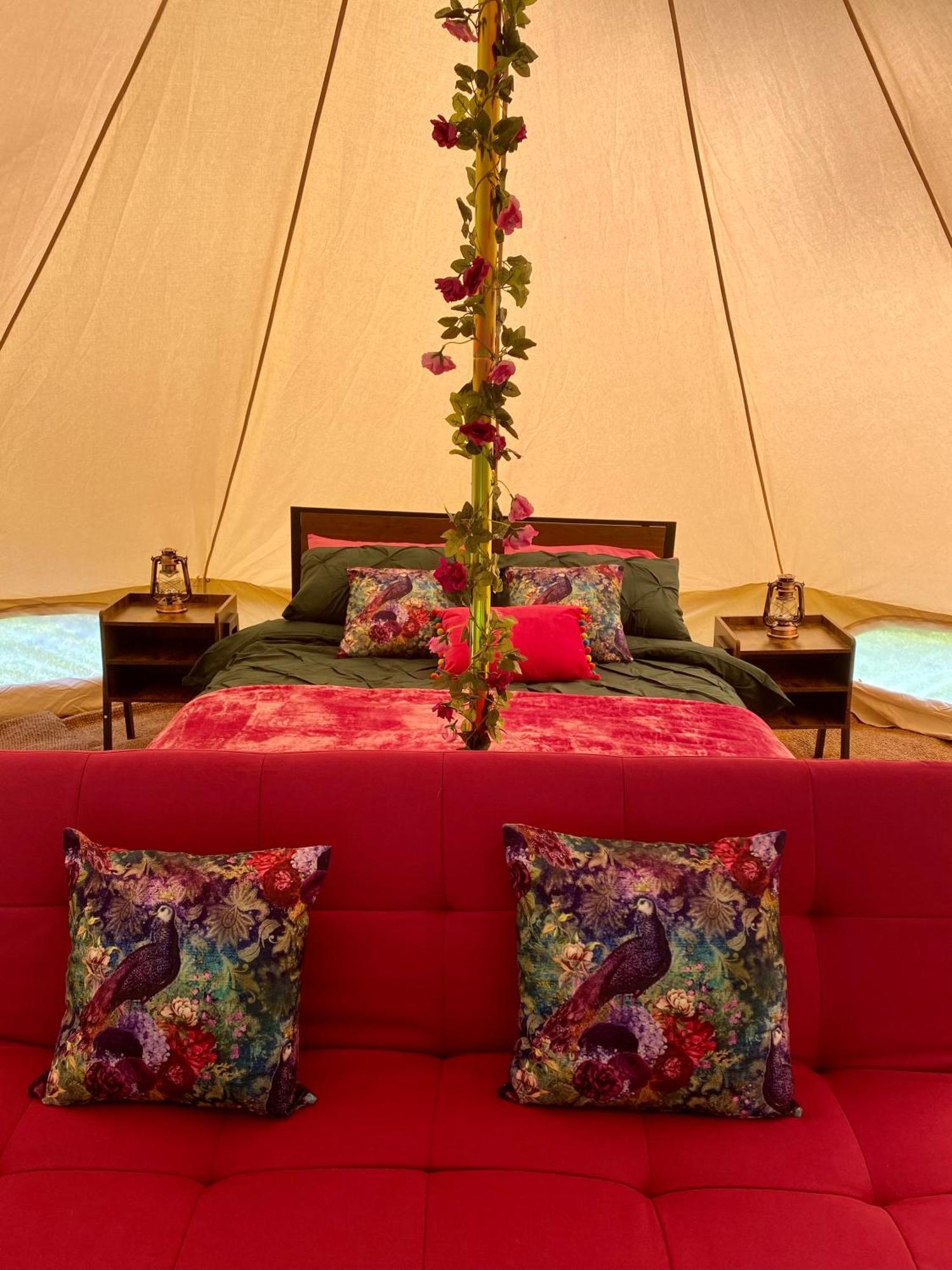 Hotel River View Glamping Llandovery Exteriér fotografie